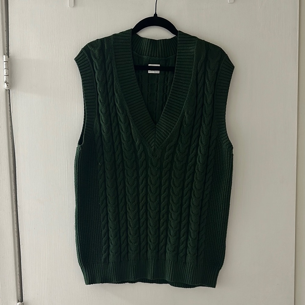Aritzia Dark Green Cable Knit Sweater Vest